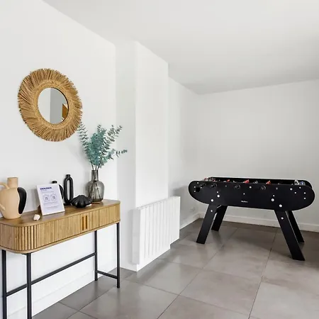 Loft Design - Terrasse - Centre - Baby Foot 度假居 凯恩