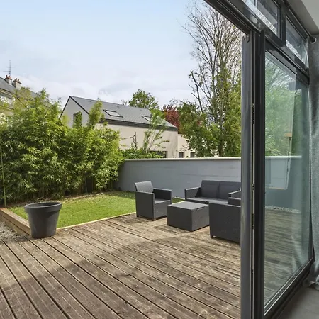 Loft Design - Terrasse - Centre - Baby Foot * 凯恩